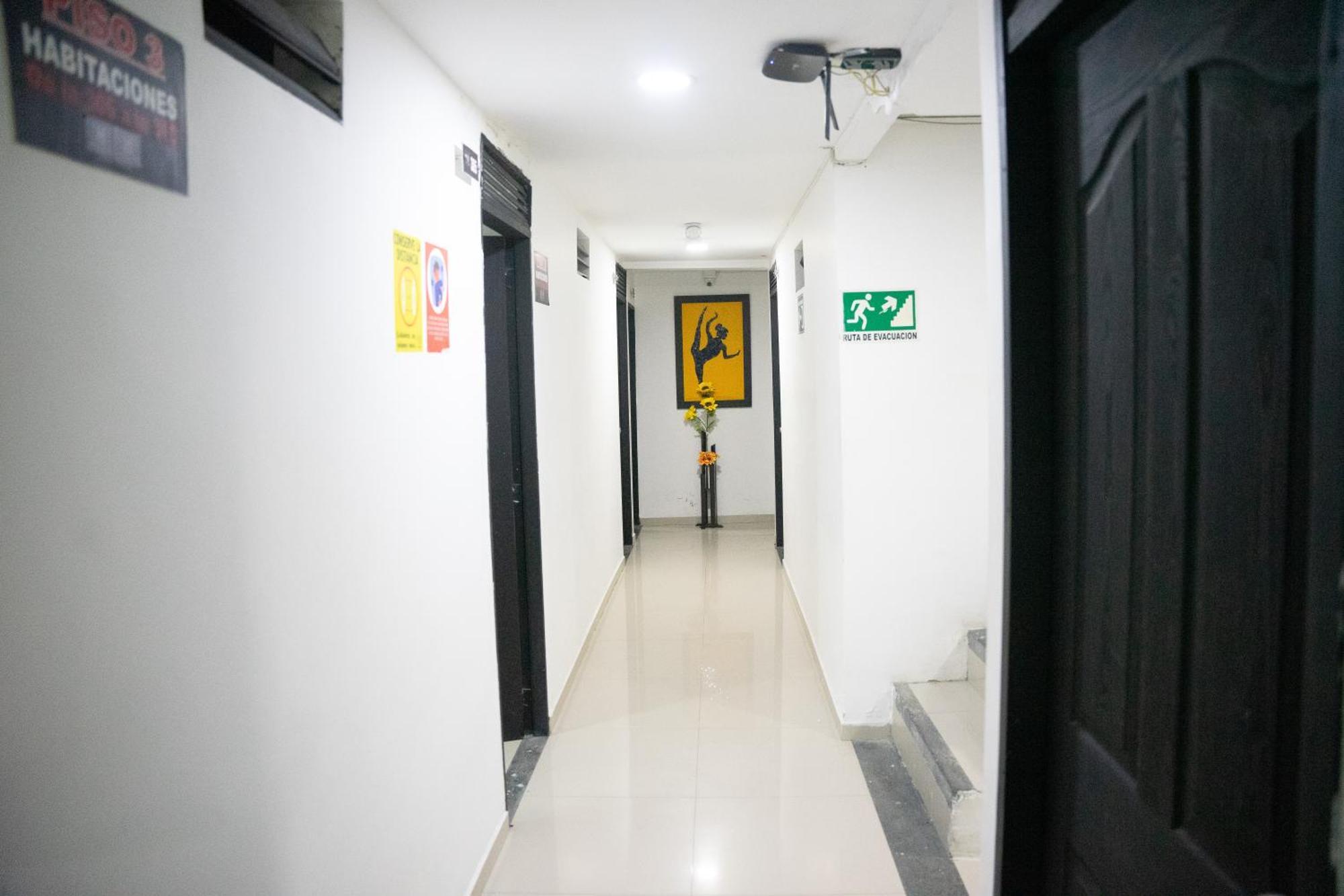 Hotel Laureles De Aburra Medellin Exterior photo