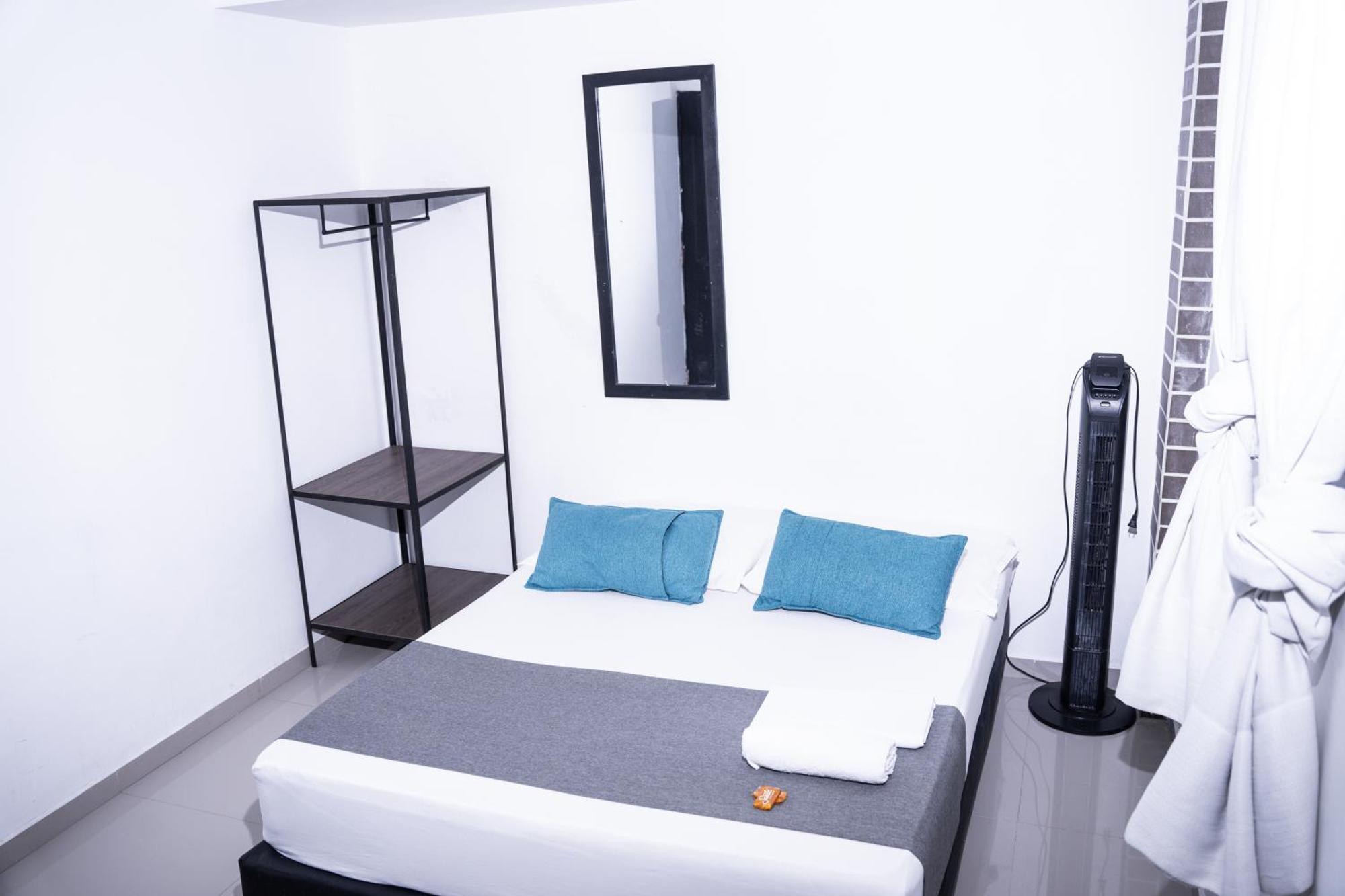 Hotel Laureles De Aburra Medellin Exterior photo